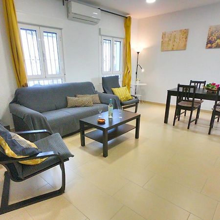 Noria Is A Comfortable Apartment With Patio And Large Terrace In Conil Conil De La Frontera Ngoại thất bức ảnh