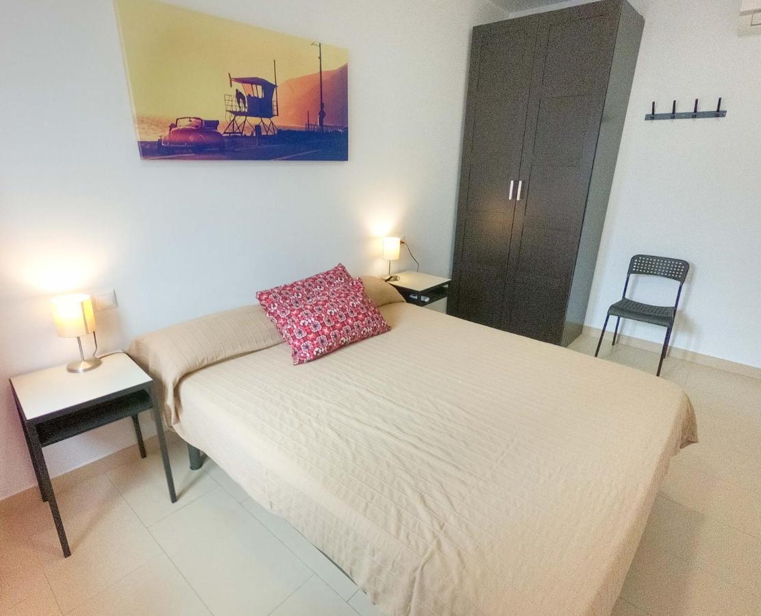 Noria Is A Comfortable Apartment With Patio And Large Terrace In Conil Conil De La Frontera Ngoại thất bức ảnh